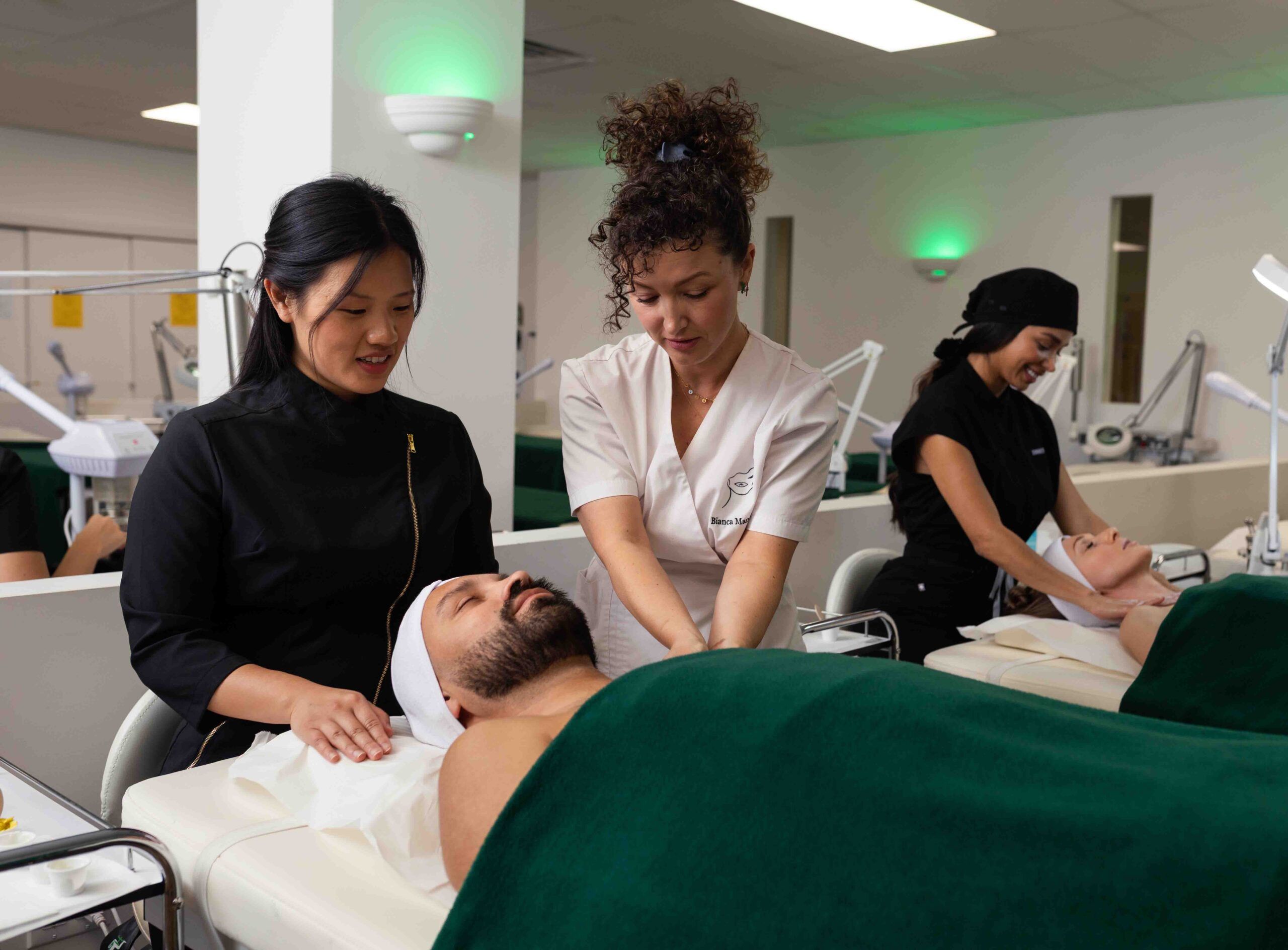 Compressed_Christine Valmy V2-28