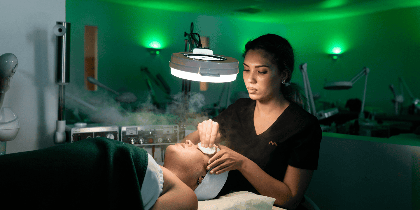 Compressed_V2-26 (1440 x 722 px)